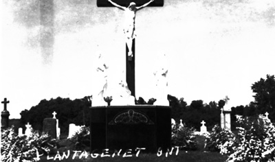 Sc&egrave;ne du calvaire au cimeti&egrave;re