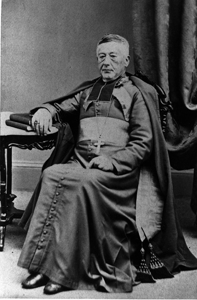 Reproduction d’une photographie de Mgr Joseph-Bruno Guigues, &eacute;v&ecirc;que de Bytown (Ottawa, Ontario), 1865.