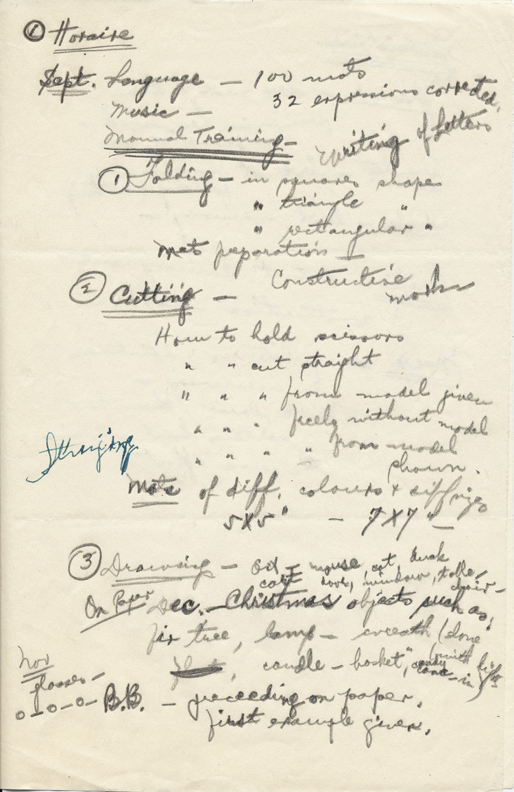 Reproduction de la premi&egrave;re page d’une &eacute;bauche d’un rapport de Ga&euml;tane V&eacute;zina, enseignante &agrave; la pouponni&egrave;re des jumelles Dionne, [entre 1938 et 1942].